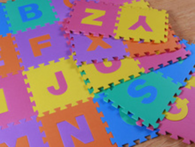 30cm Puzzle mat with letters and numbers 